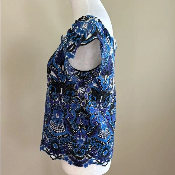 Alice + Olivia Guipure Off Shoulder Crochet Embroidery Blouse Top Lace Blue Sz S Blouses